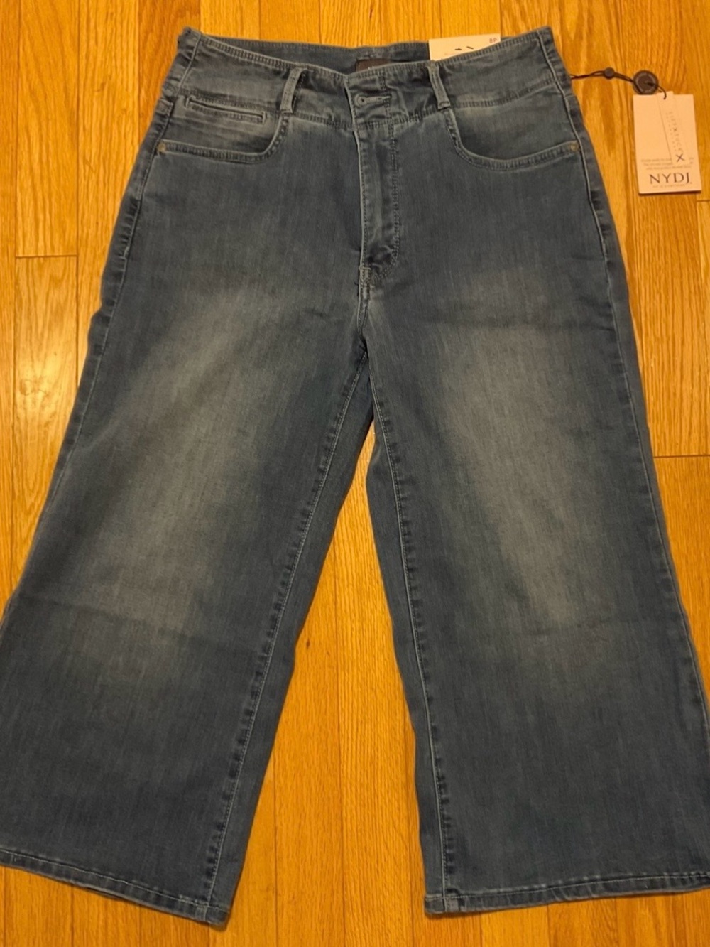 NYDJ Cropped Wide Leg Petite Jeans - 🔥 NWT!!! - Picture 3 of 14